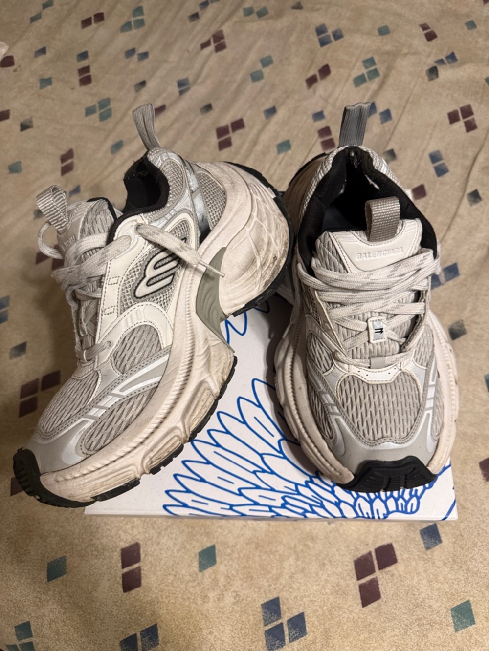 Balenciaga 10xl Style Chunky Sneakers - Light Gray/white size 41 / 8.5-9 us